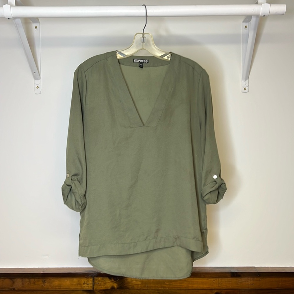 Express Olive‎ Green 3/4 Sleeve Flowy Top- S